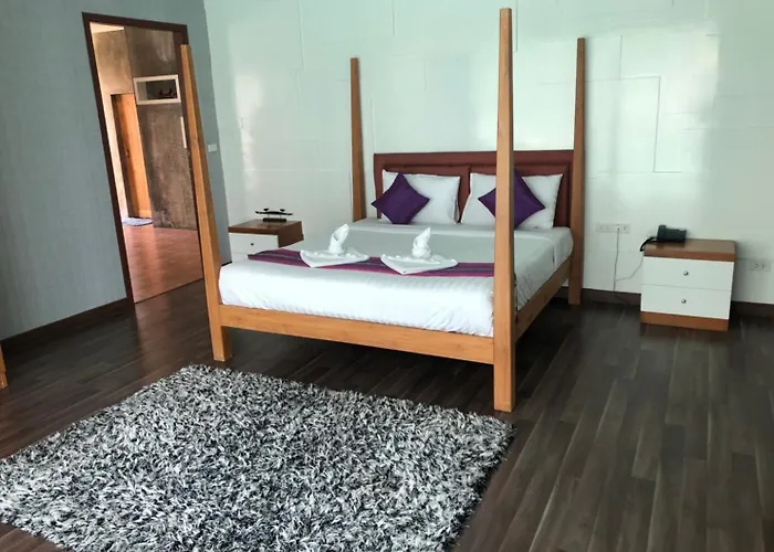 The Canal โรงแรม 3*