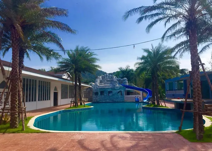 The Canal โรงแรม 3*